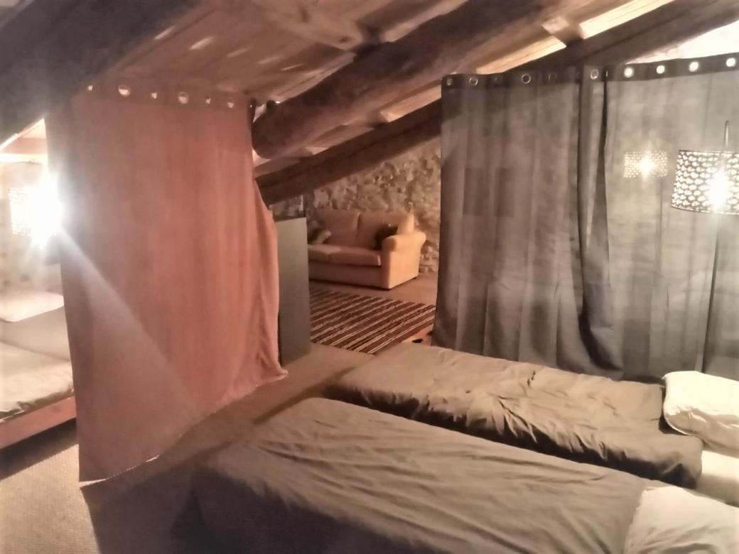 Villa Ferme de l'Arnesque à Châteauneuf-du-Pape Extérieur photo